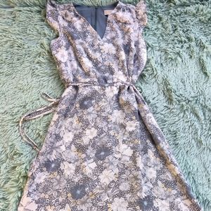 LOFT Outlet- Floral Flutter Sleeve Swing Dress- Size: XXSP